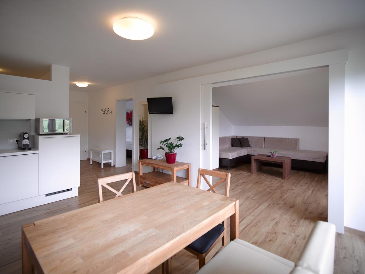 Aparthotel Fuerst วินดิชการ์สเทิน ภายนอก รูปภาพ